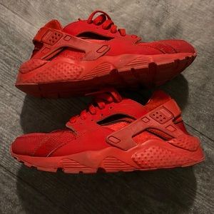 Nike boys sneakers. Classic classics.